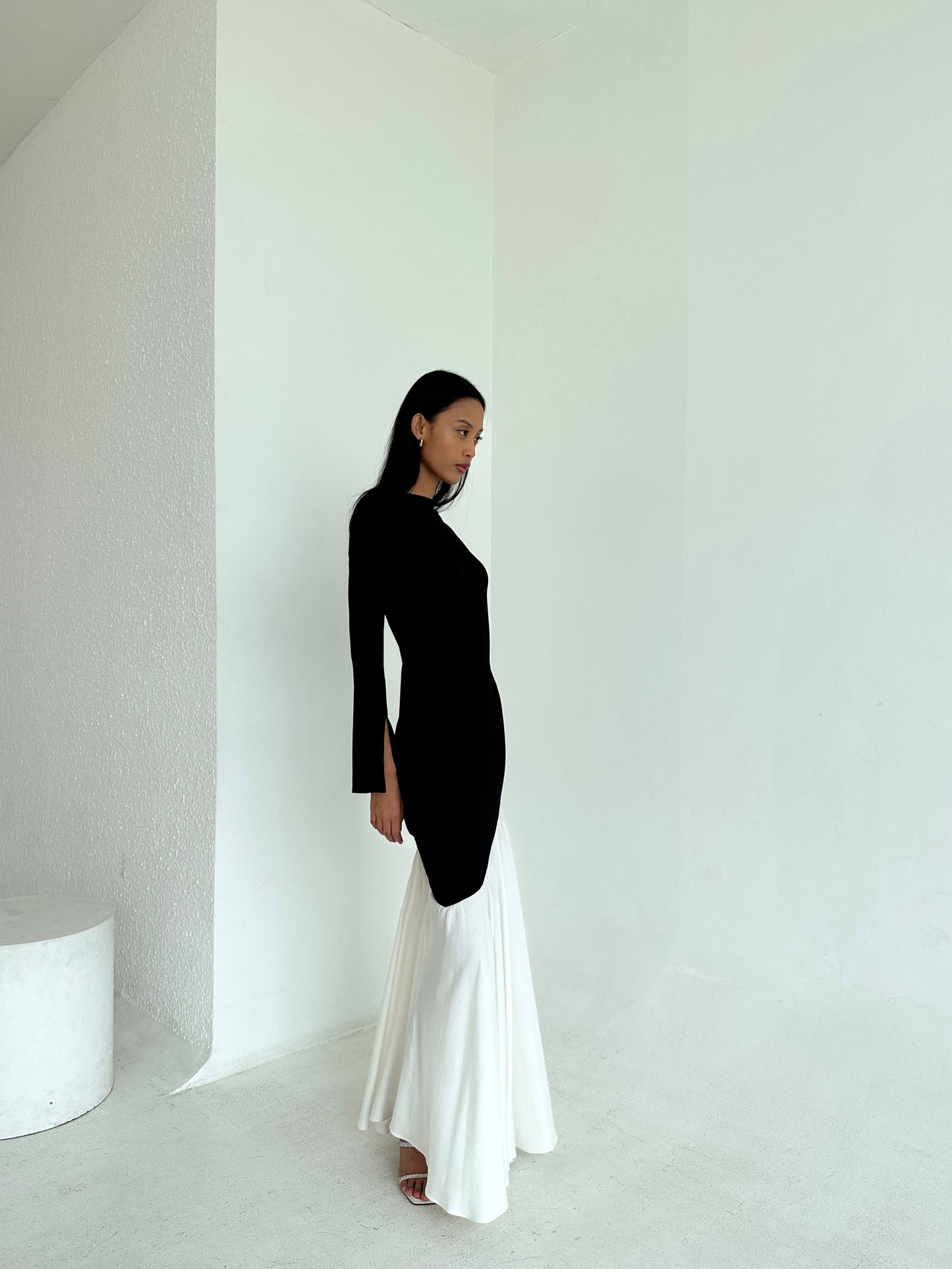 Black/White Colorblock Asymmetrical Dress