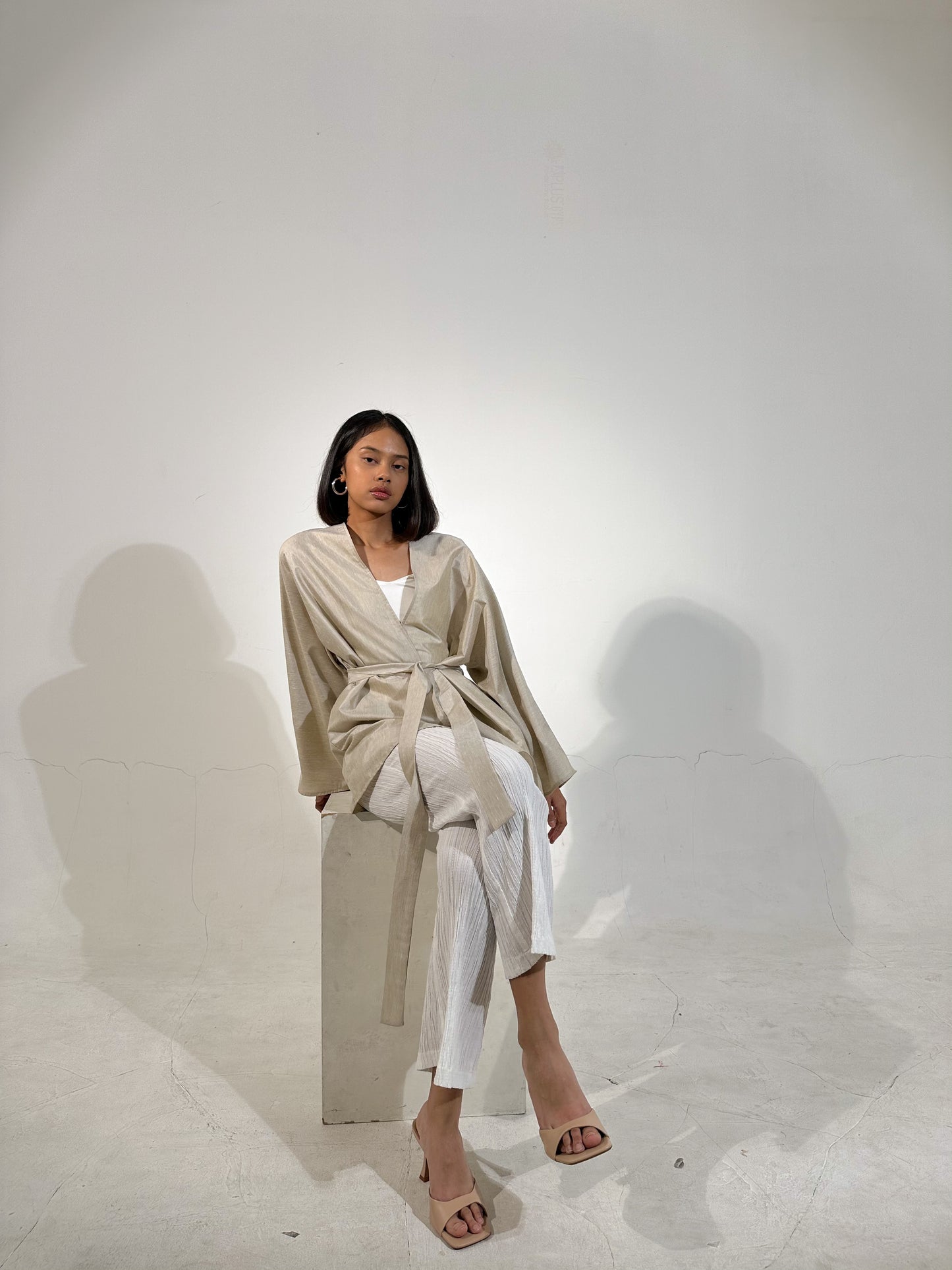 Beige Short Kimono Linen Blend